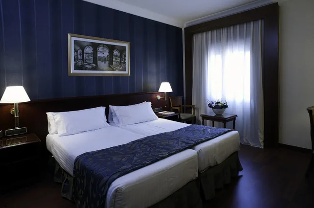 غرفة متصلة عائلية، El Avenida Palace 3/10