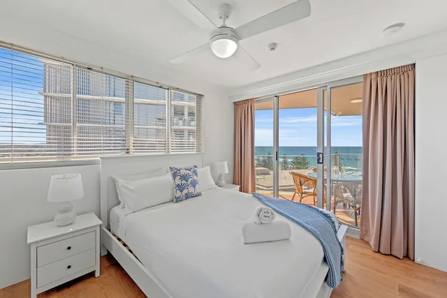 2 Bedrooms, Premium, Apartment, Queen and Twin Beds, Pacific Regis Apartments 5/10