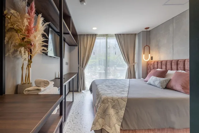 غرفة سوبيريور بسرير كوين، Glow Medellín 1/10