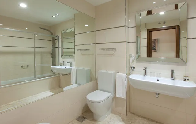 غرفة قياسية بسرير مزدوج أو سريرين منفصلين، Gran Hotel Corona Sol 4/4