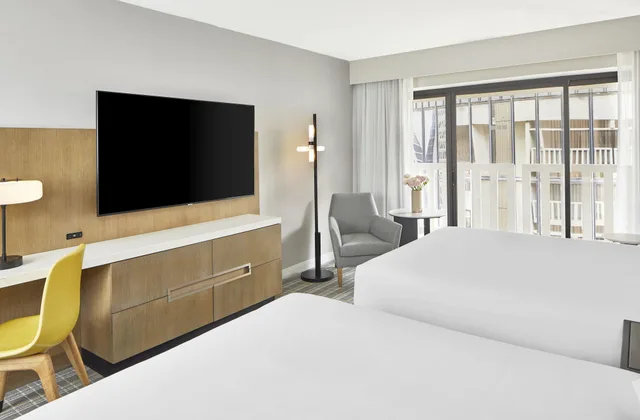 غرفة بسريرين كوين بشرفة، Hyatt Regency Atlanta 2/2