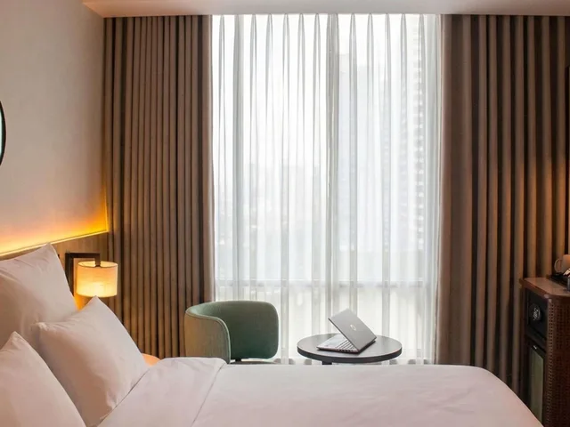 غرفة ديلوكس بسرير مزدوج أو سريرين منفصلين بإطلالة على المدينة، ALL SEASONS JAKARTA THAMRIN 5/7