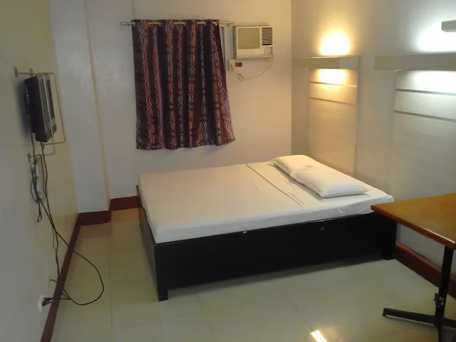 Basic, Single, Single Bed, The Loft Inn 1/1