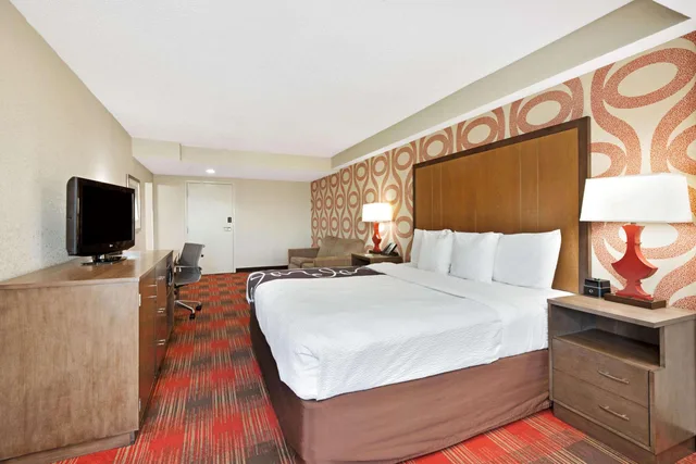 Efficiency, Suite, King Bed، La Quinta Inn & Suites by Wyndham DC Metro Capital Beltway 1/1