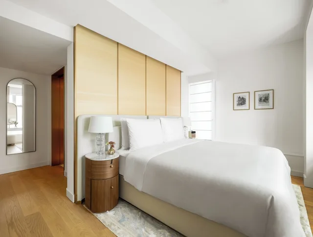 بنتهاوس غراند بسريرين كينج بغرفتي نوم، Lanson Place Hotel 2/4
