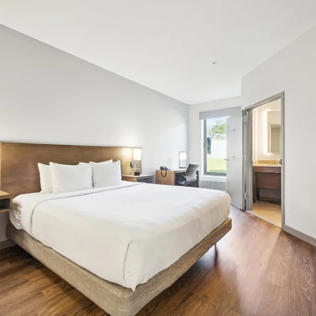 Room, King Bed, Sofa, Hyatt Place San Antonio - Northwest/Medical Center 1/5