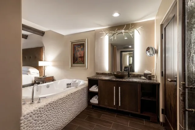 غرفة سوبيريور بسرير كينج بإطلالة على الفناء، El Monte Sagrado Resort 5/7