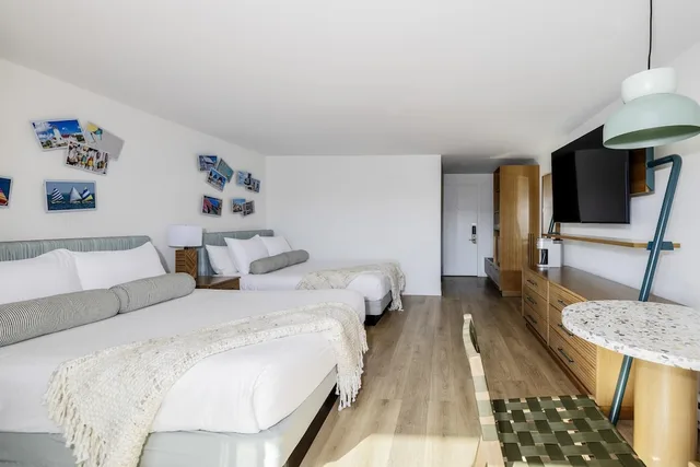Room, 2 Queen Beds, Red Jacket Beach Resort Spa 1/6