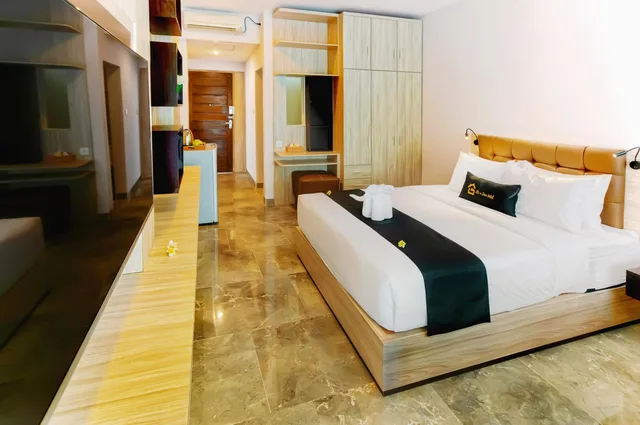 غرفة عائلية بشرفة، Graha Socio Hotel 3/8