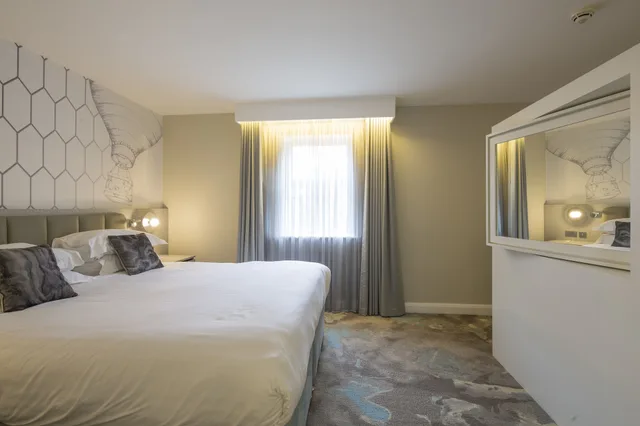 جناح جونيور بسرير كينج، DoubleTree by Hilton Hotel & Spa Chester 5/10