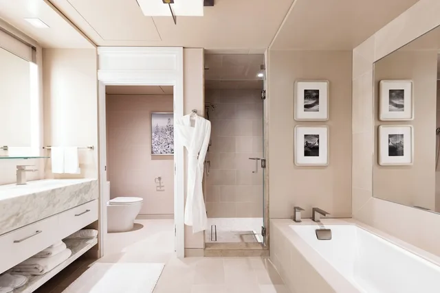 Residential, Suite, 2 King and 2 Queen Beds، Goldener Hirsch, Auberge Resorts Collection 4/4