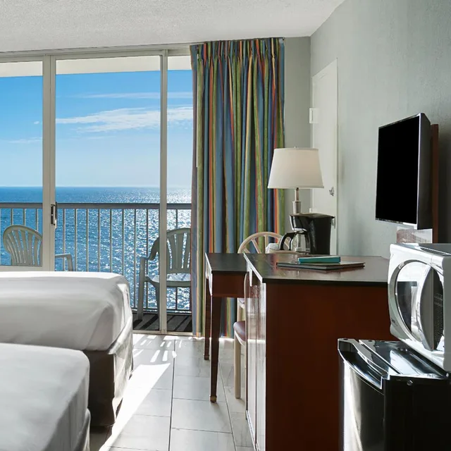 Room, 2 Queen Beds, Ocean Front، Crown Reef Resort 6/6