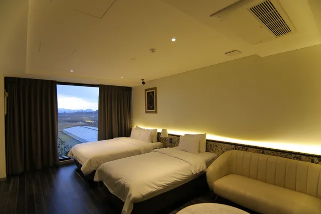 غرفة قياسية بسرير مزدوج وسرير فردي، Hotel Gite 8/10