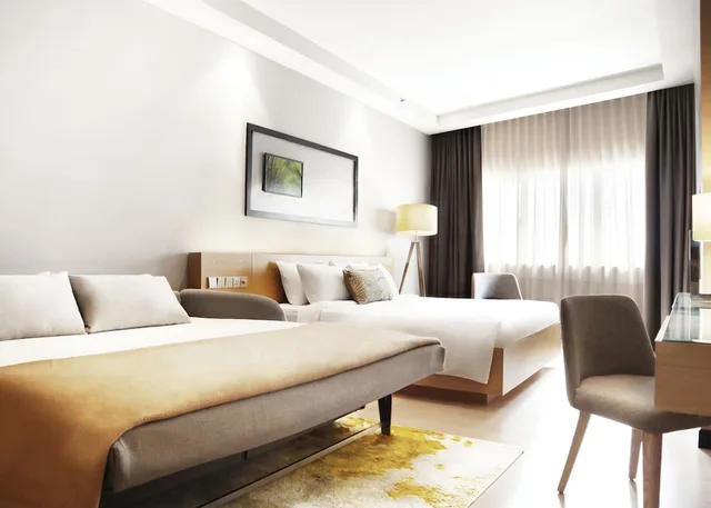 Ansa, Executive, Quadruple, King Bed, Sofa، ANSA Hotel Kuala Lumpur 2/4