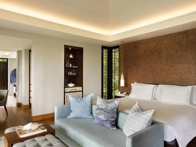 Grand, Villa, King Bed, Ocean View, with Pool، Raffles Seychelles 1/3