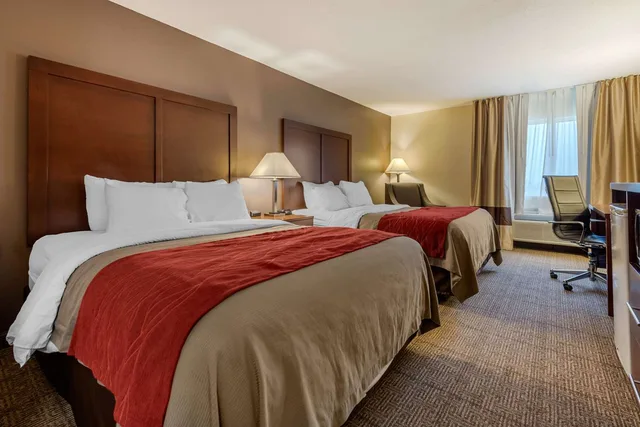 غرفة بسريرين كوين، Comfort Inn Warren I-69 2/6