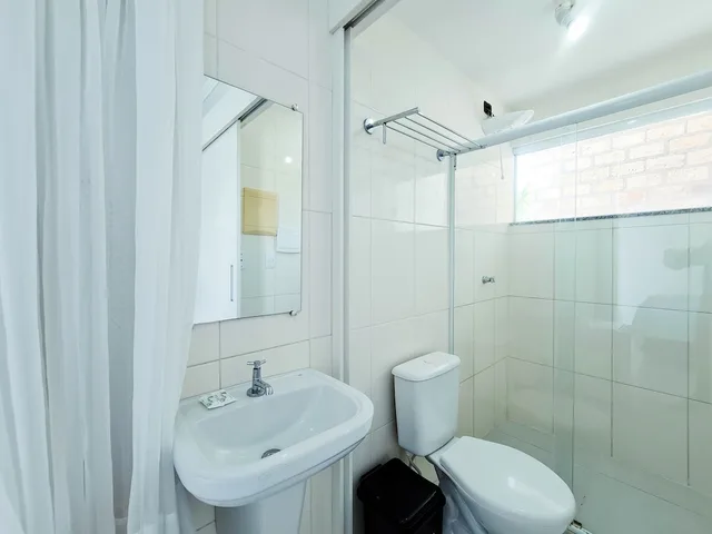 جناح أساسي بسرير مزدوج وسرير فردي، Pousada Praia Do Flamengo Salvador Bahia 5/5
