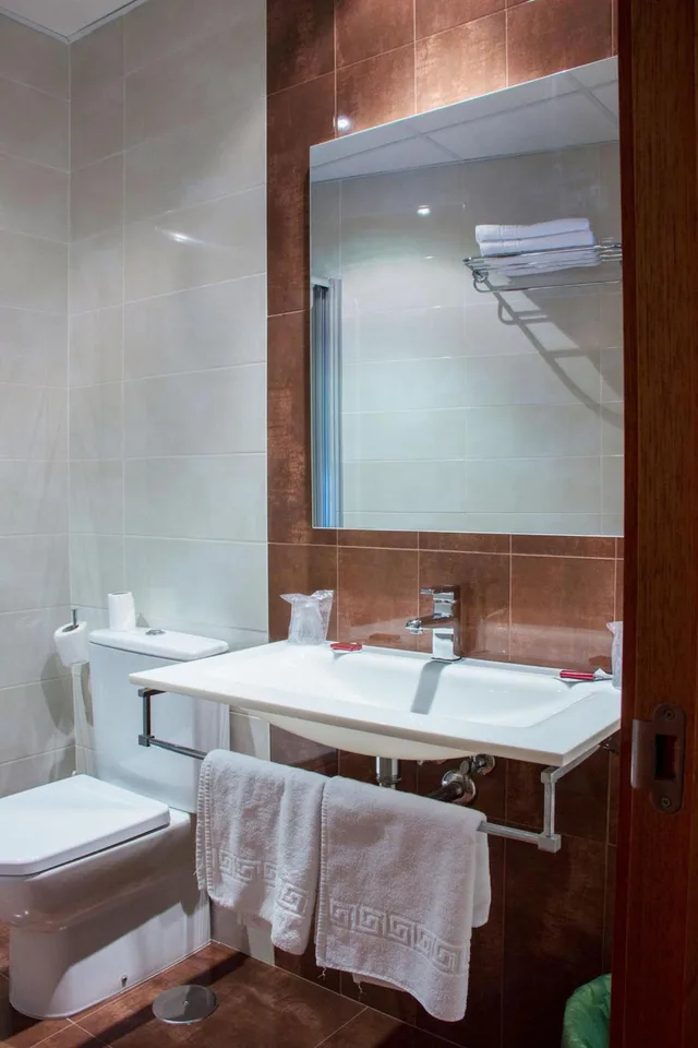 غرفة ثلاثية، Hotel Mabu 10/10