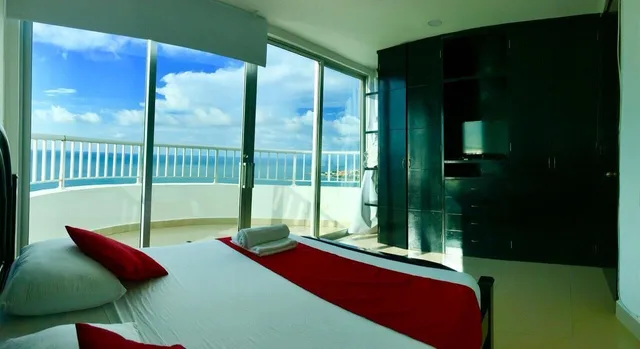 شقة بانورامية بإطلالة على الشاطئ بشرفة بغرفتي نوم، Apartamentos frente al mar Cartagena - Edificio Palmetto 2/5