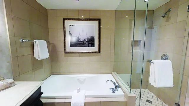 Room Assigned on Arrival, 2 Queen Beds, Harrah's New Orleans - A Caesars Rewards Destination 7/7