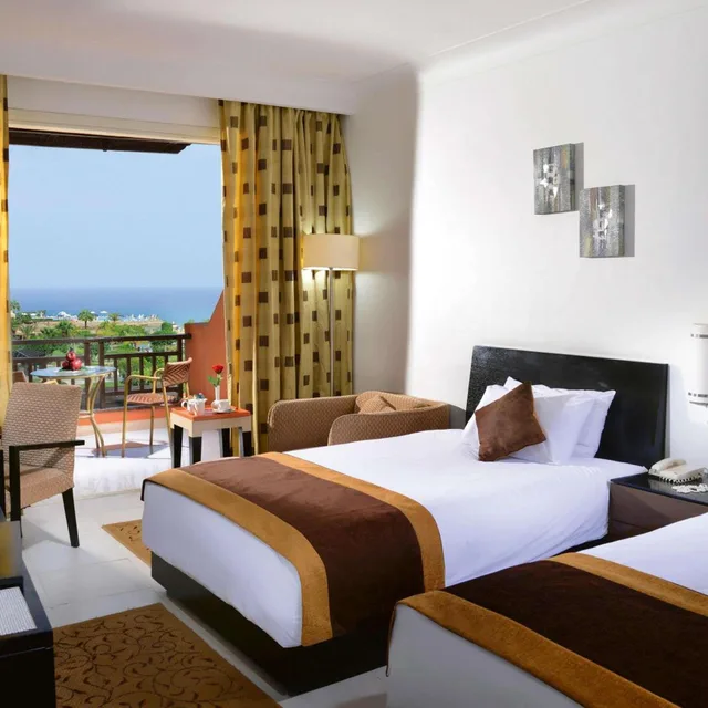 غرفة سوبيريور بسرير فردي بإطلالة على البحر، Movenpick Resort El Sokhna 5/10