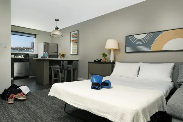 1 Bedroom, Suite, 2 Queen Beds, Bay View، Hyatt House San Juan 5/9