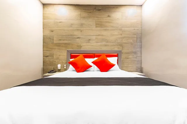 Standard, Hotel Sonora 1/10
