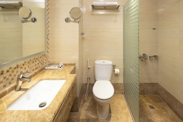 غرفة رباعية بأربعة أسرّة، فندق عفراء(Afraa Hotel) 7/8