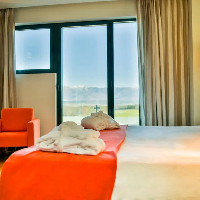 Junior Suite, Hospedium Valles de Gredos Golf 5/7