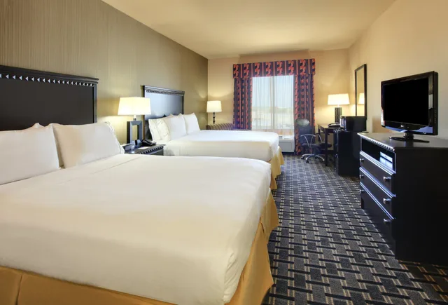 غرفة قياسية بسريرين مزدوجين لذوي الإعاقة، Holiday Inn Express Hotel Suites Ennis 2/4