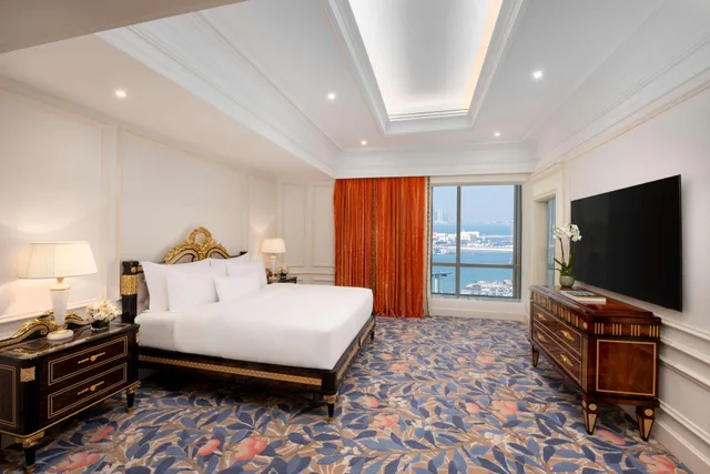 Imperial, Suite, The Plaza Doha, LXR Hotels and Resorts 5/6