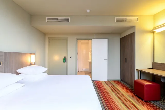 Mezzanine, Duplex, Family, King and Twin Beds، Hotel Alma Grand Place 1/9