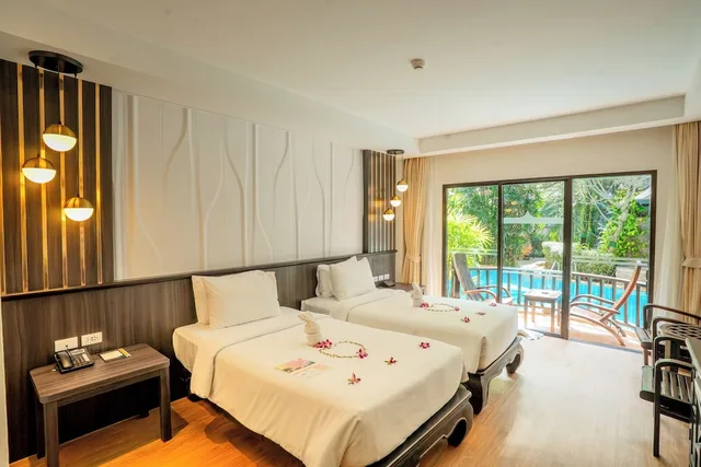 Grand Deluxe Pool Access، Nipa Resort 7/10