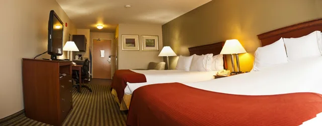 غرفة قياسية بسريرين كوين، Holiday Inn Express Walla Walla 2/7