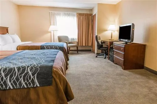 غرفة بسريرين كوين للمدخنين، Rodeway Inn Mercer I-80 2/2