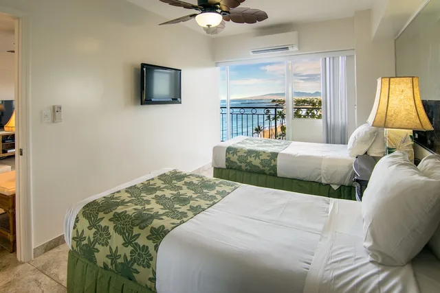 2 Bedrooms, Condo, King and Twin Beds, Ocean View, 2 Bathrooms, Sofa, Waikiki Shore by OUTRIGGER 3/6