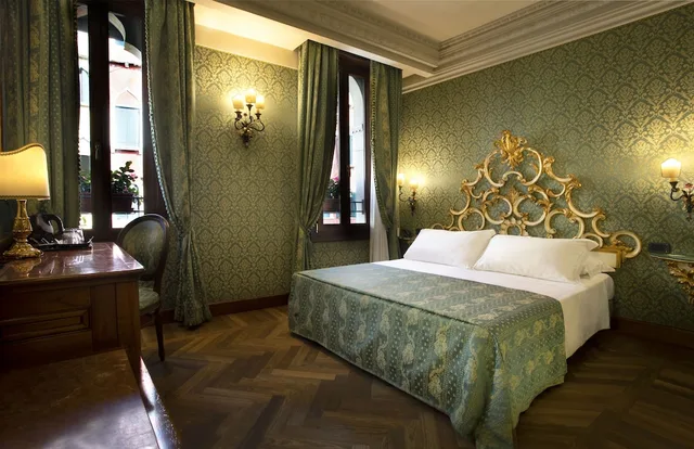 غرفة سوبيريور بسريرين منفصلين بإطلالة على القناة، La Palazzina Veneziana 2/5