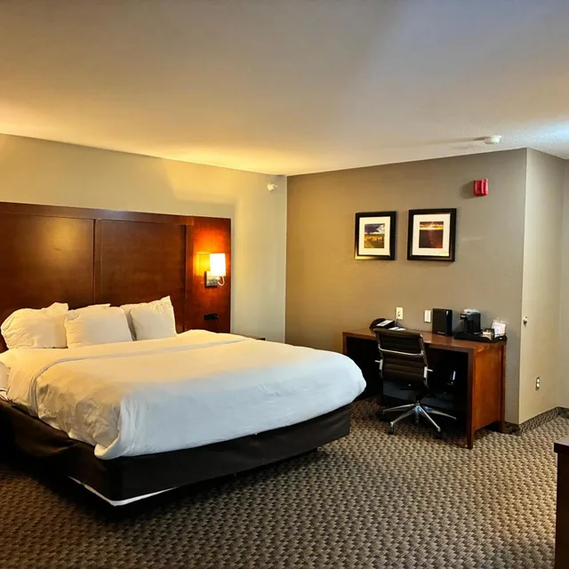 غرفة سوبيريور بسرير كينج، Comfort Inn & Suites Sterling CO 2/9