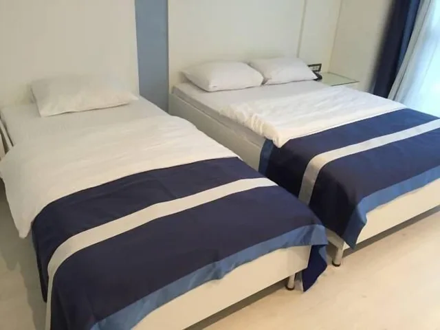 Standard, 1 Queen and 1 Single Bed, Sahin Hotel 2 1/4