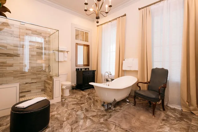 جناح غراند، Ye Kendall Inn 5/5