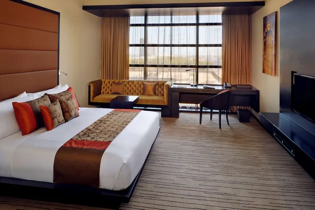 غرفة ديلوكس بسرير كينج لغير المدخنين، Southern Sun Abu Dhabi 1/1