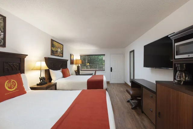غرفة تقليدية بسريرين كوين، Westgate Branson Woods Resort 1/3