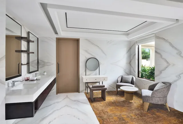 فيلا تنفيذية بسرير كينج بشرفة، JW Marriott Bengaluru Prestige Golfshire Resort & Spa 6/8
