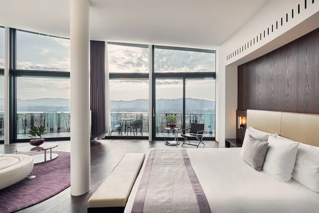 Golf Suite, 2 King Beds, Panoramic View, Butler، The Dolder Grand 1/5
