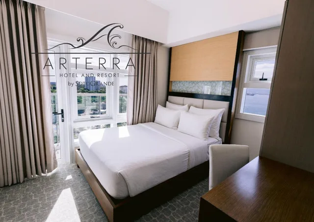 2 Bedrooms, Suite, Double and Twin Beds, Sea View, Arterra Hotel and Resort 1/1