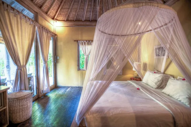 غرفة سوبيريور بسرير كينج بغرفة نوم واحدة بمسبح خاص، LES VILLAS OTTALIA GILI MENO 2/4