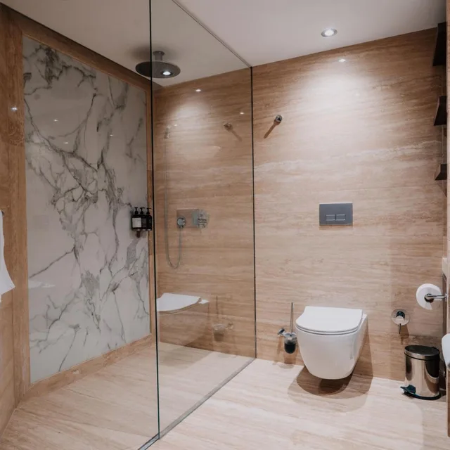 Deluxe, King Bed, Reef Hotel & Spa 3/4