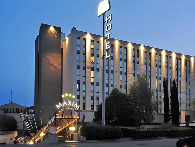 Classic, Single, Large Single Bed، Maxim Hotel 1/1