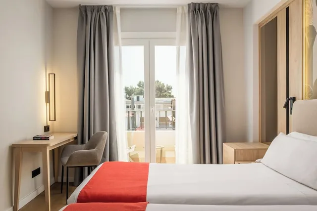 غرفة كومفورت بسريرين منفصلين، Canal Olimpic Hotel 5/7