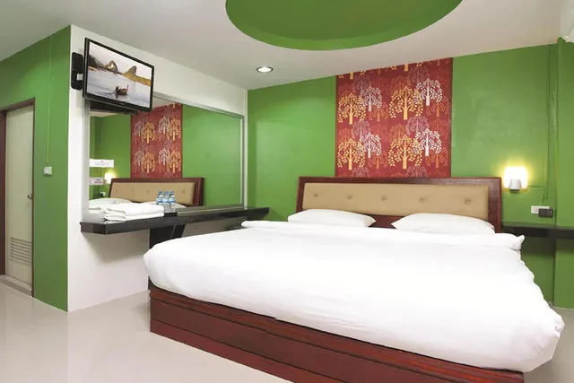 Room, Double Bed, No Window، Krabi Orchid Hometel 2/3